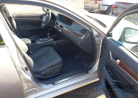 2014 Lexus Gs 350 z USA, uszkodzony, nr VIN JTHCE1BL9E5023703